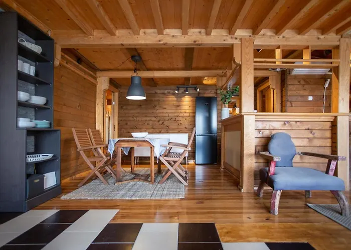 River House Vasa Villa *