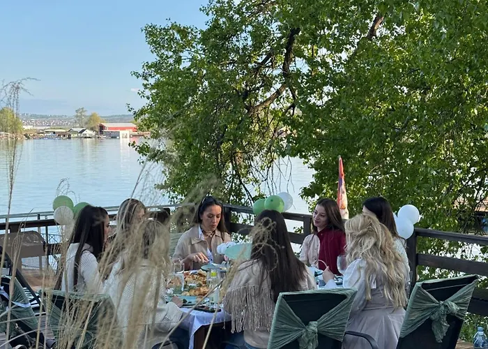 River House Vasa Villa *